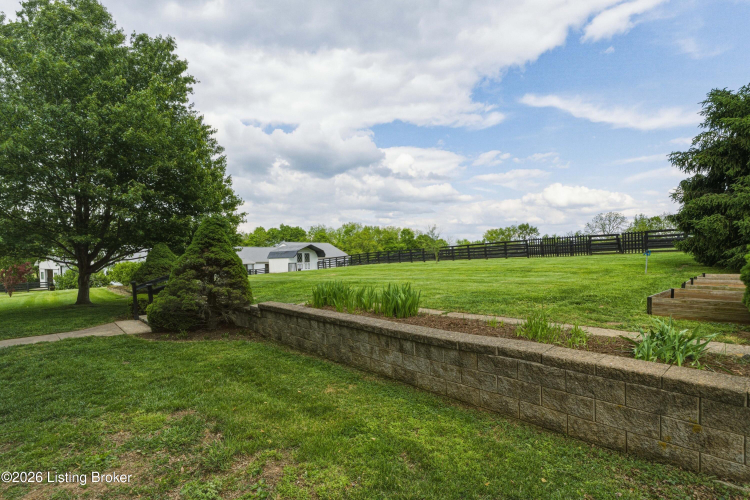 Listing Image 68