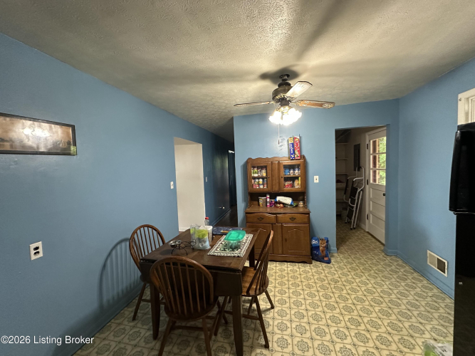 Listing Image 24