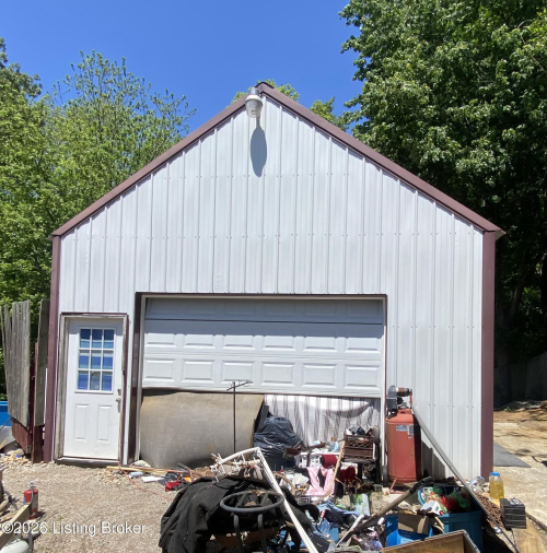Listing Image 7