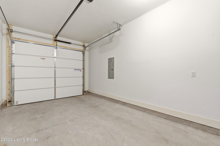 Listing Image 27