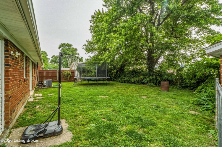 Listing Image 24