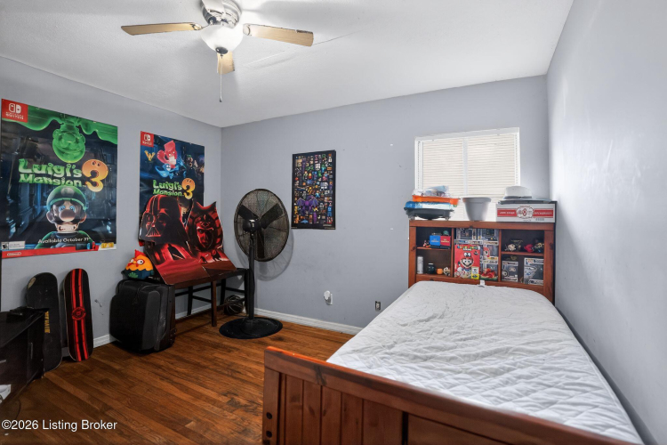 Listing Image 9