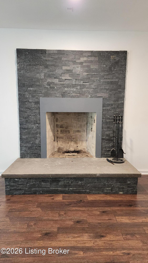 Listing Image 13