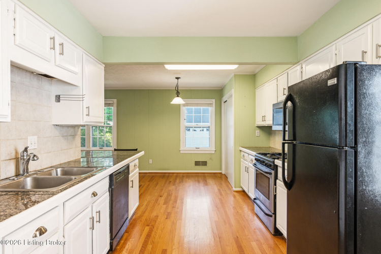 Listing Image 15