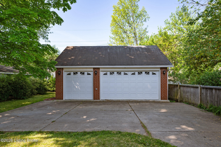Listing Image 43