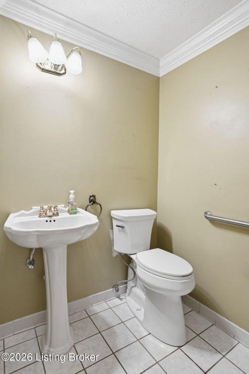 Listing Image 25