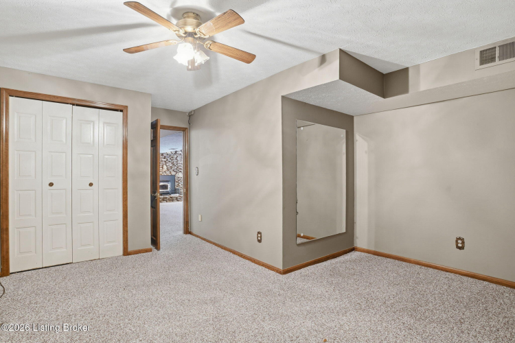 Listing Image 48