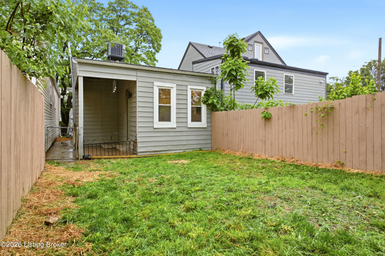 Listing Image 23