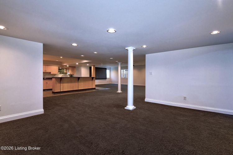 Listing Image 65