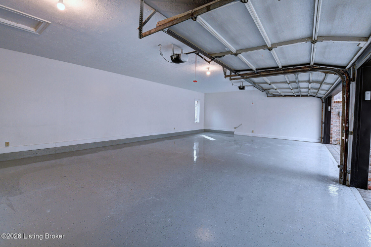 Listing Image 77