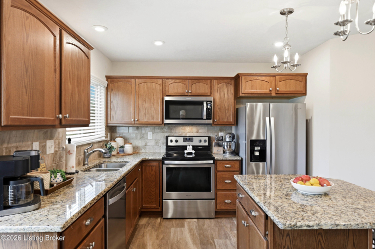 Listing Image 19