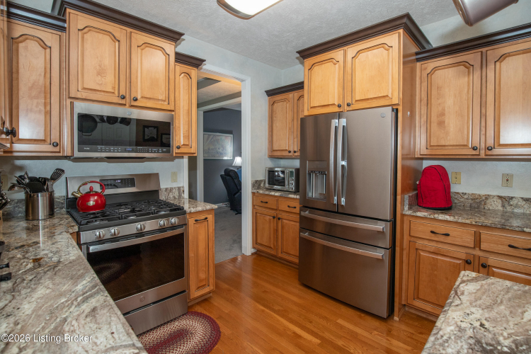 Listing Image 9
