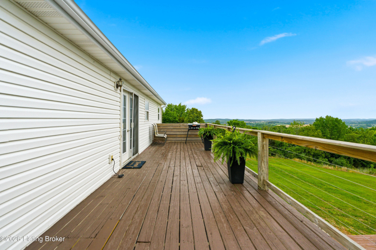 Listing Image 57