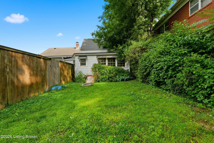Listing Image 32