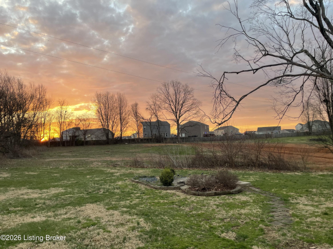 Listing Image 44