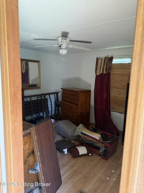 Listing Image 33