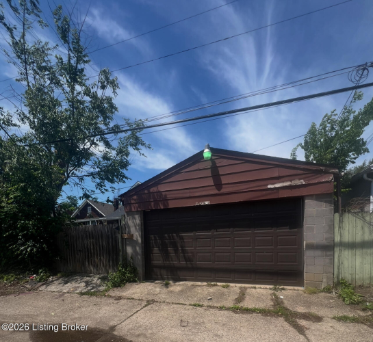 Listing Image 5