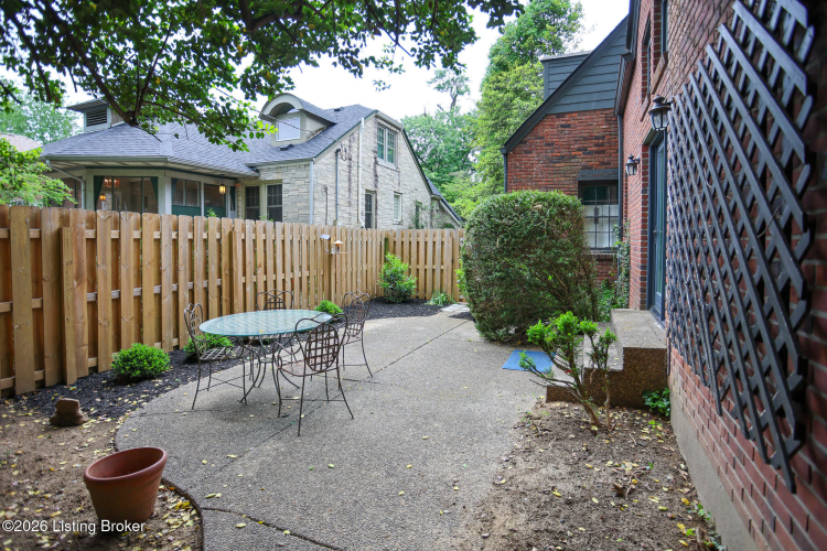 Listing Image 45