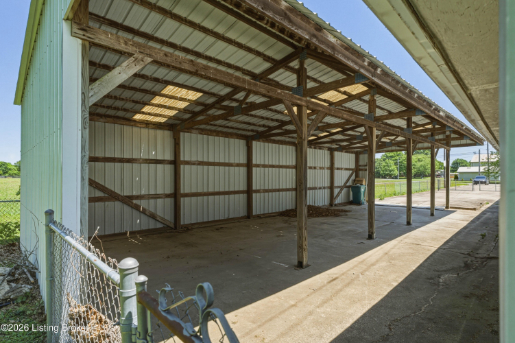 Listing Image 8