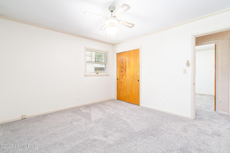 Listing Image 28
