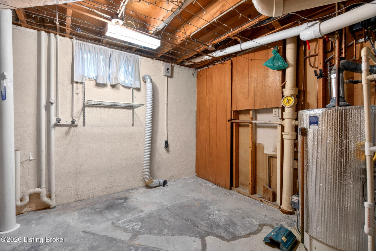 Listing Image 45