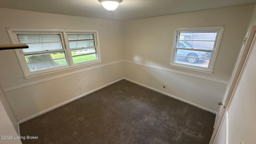 Listing Image 27