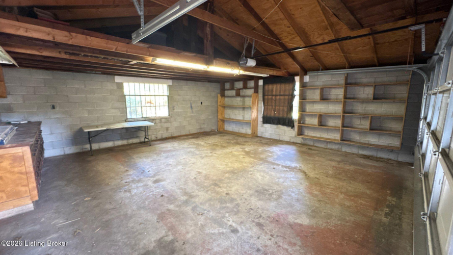 Listing Image 50