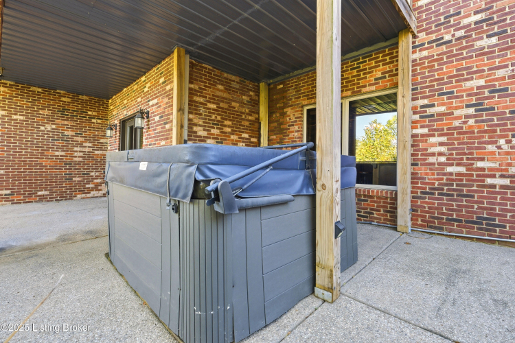 Listing Image 75