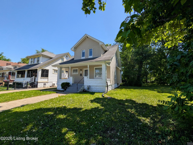 Listing Image 3