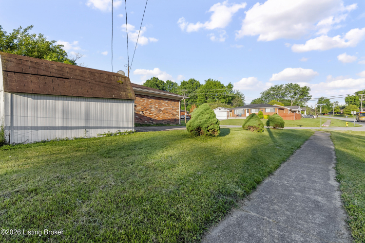 Listing Image 8