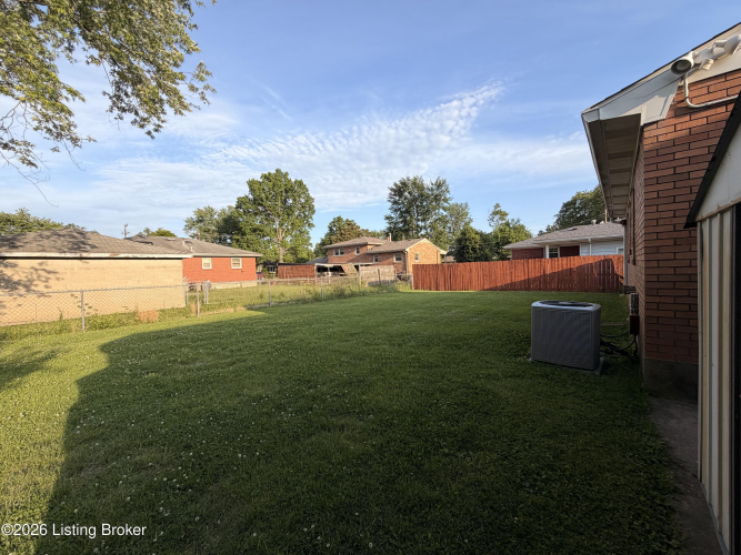 Listing Image 24