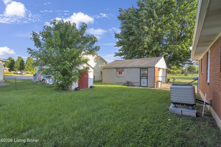 Listing Image 17
