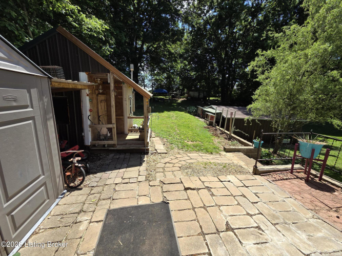 Listing Image 32