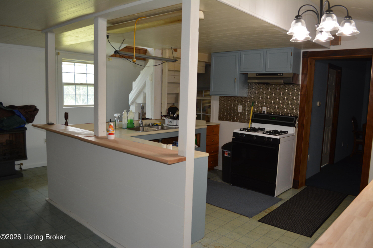 Listing Image 76