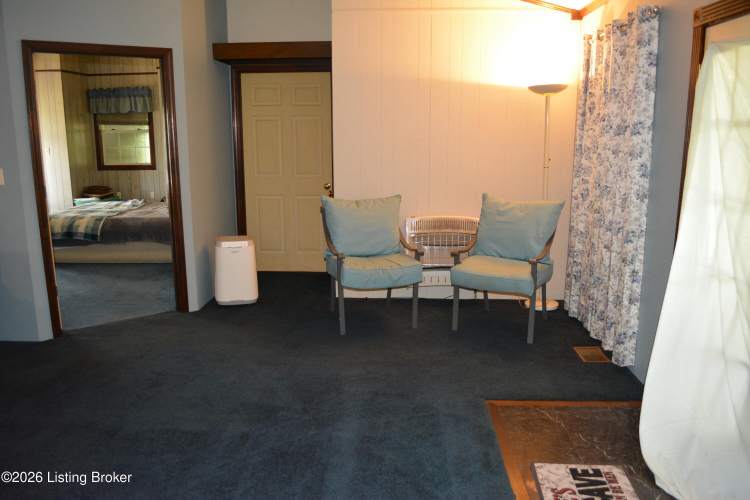 Listing Image 78