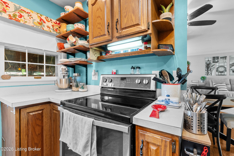 Listing Image 15