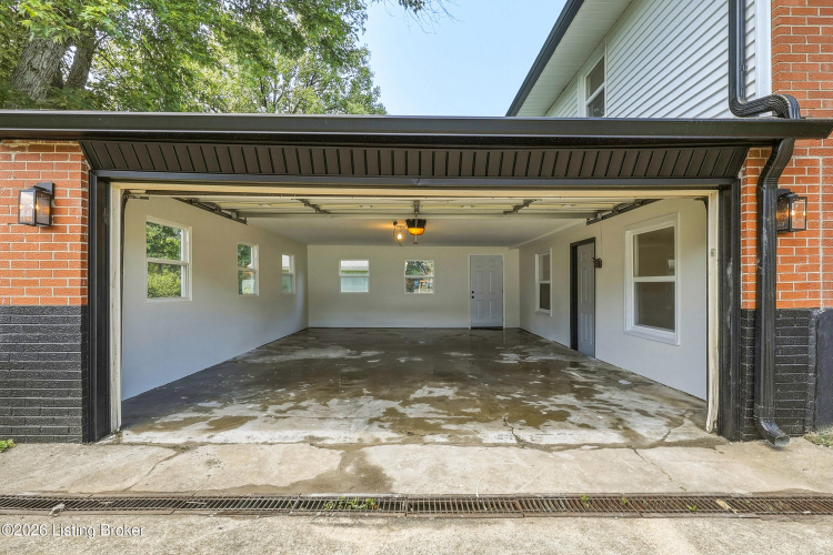 Listing Image 29