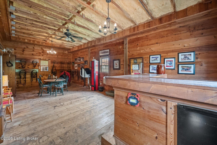Listing Image 51