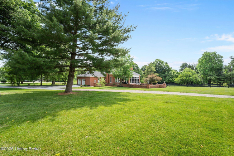 Listing Image 58