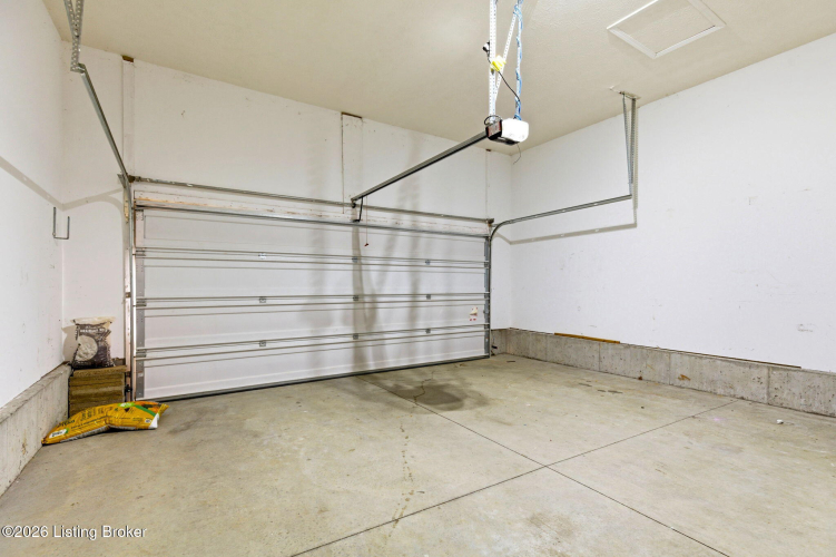 Listing Image 52