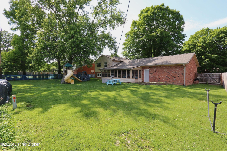 Listing Image 44