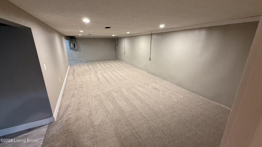 Listing Image 51