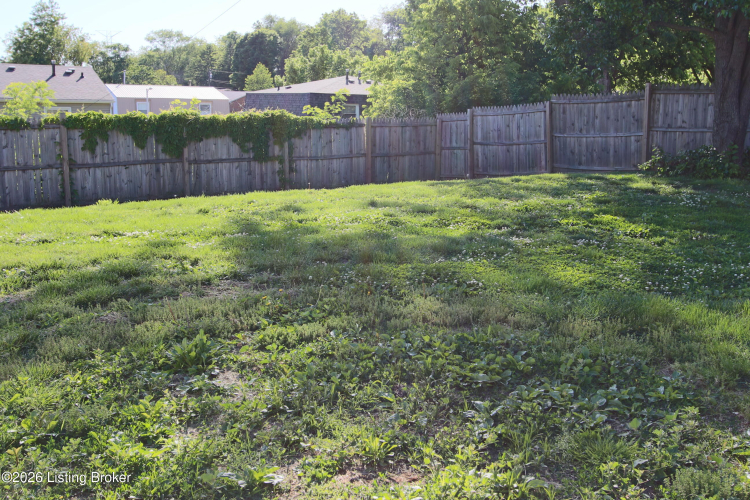 Listing Image 24