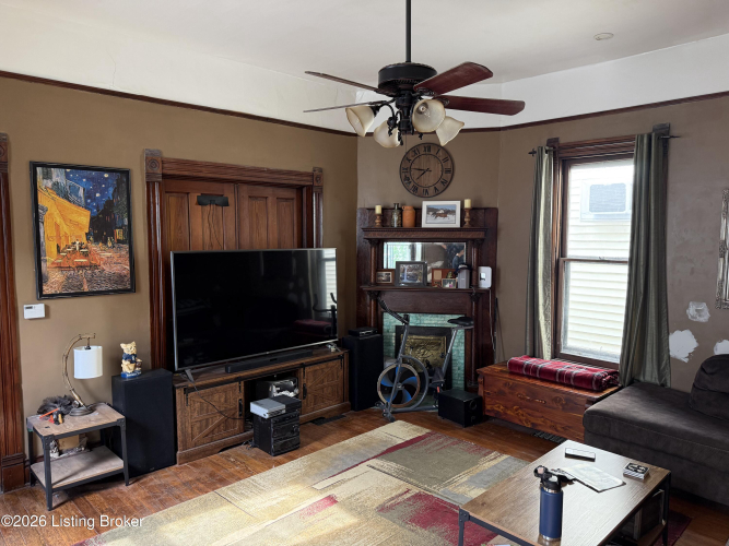 Listing Image 16