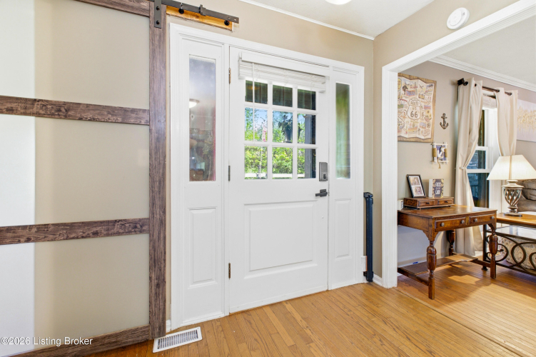 Listing Image 21