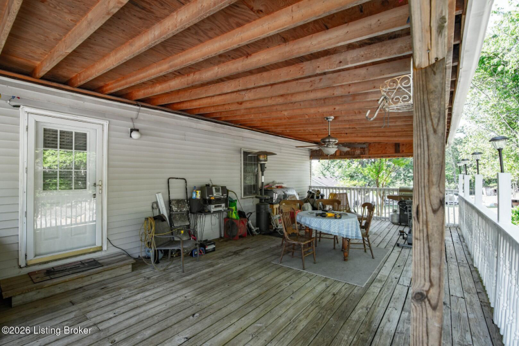 Listing Image 17