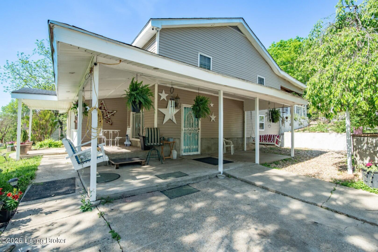 Listing Image 7