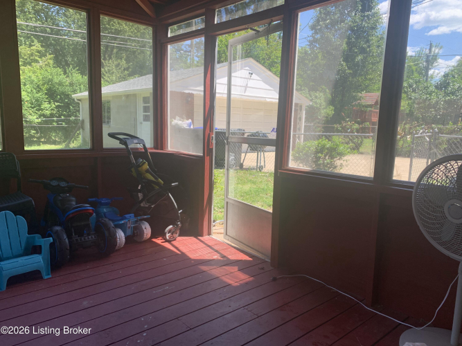 Listing Image 73