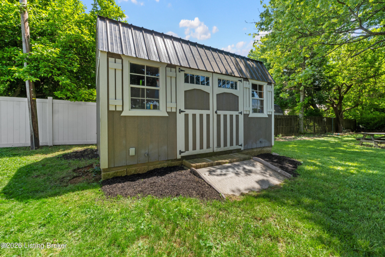 Listing Image 13