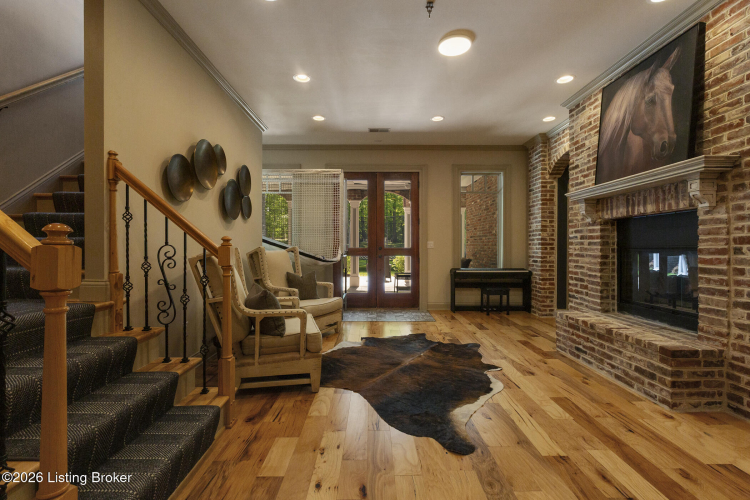 Listing Image 56